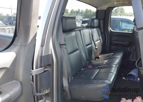 2008 Chevrolet Silverado 1500 Ltz из США, поврежденный, VIN 2GCEK190881205932